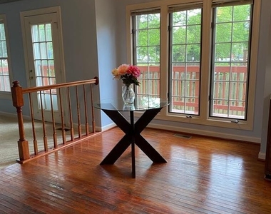 9621 Bainbridge Court - Photo Thumbnail 17