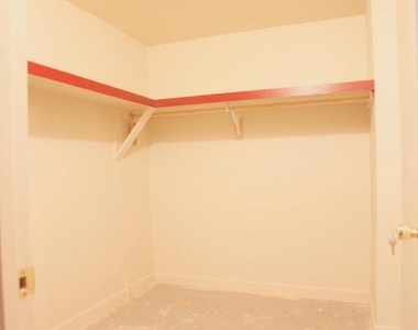 9621 Bainbridge Court - Photo Thumbnail 52