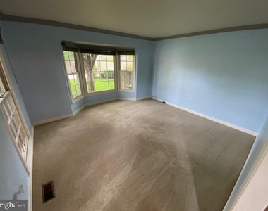 9621 Bainbridge Court - Photo Thumbnail 5