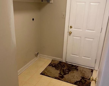 9621 Bainbridge Court - Photo Thumbnail 22
