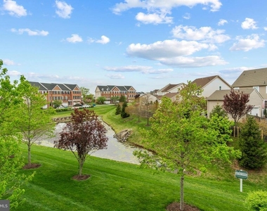 23265 Hanworth Street - Photo Thumbnail 21