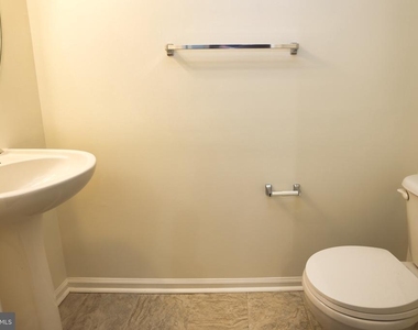 42309 Onyx Terrace - Photo Thumbnail 8