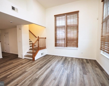 42309 Onyx Terrace - Photo Thumbnail 13