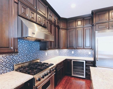 6758 Darrells Grant Place - Photo Thumbnail 11
