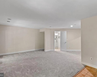 3906 Valley Ridge Drive - Photo Thumbnail 44