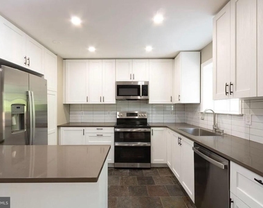 3906 Valley Ridge Drive - Photo Thumbnail 14