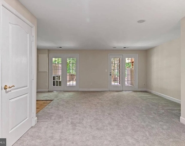 3906 Valley Ridge Drive - Photo Thumbnail 43