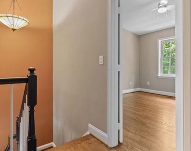 3906 Valley Ridge Drive - Photo Thumbnail 20
