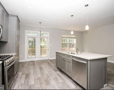 6251 Clara Edward Terrace - Photo Thumbnail 8