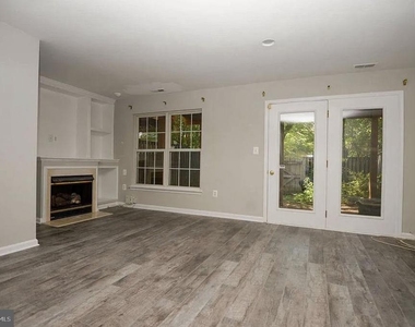 6251 Clara Edward Terrace - Photo Thumbnail 20