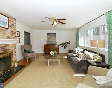 8947 Colesbury Place - Photo Thumbnail 2