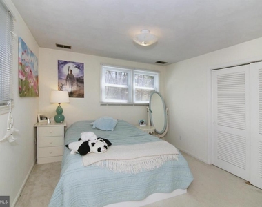 8947 Colesbury Place - Photo Thumbnail 16