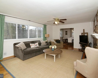 8947 Colesbury Place - Photo Thumbnail 3