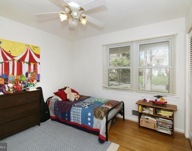 8947 Colesbury Place - Photo Thumbnail 18