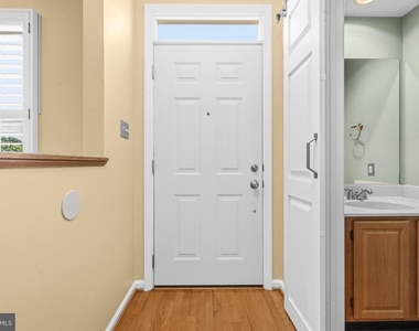 6837 Malton Court - Photo Thumbnail 5