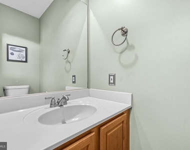 6837 Malton Court - Photo Thumbnail 6