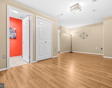 6837 Malton Court - Photo Thumbnail 33