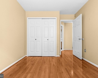6837 Malton Court - Photo Thumbnail 22