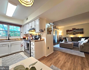 7758 New Providence Drive - Photo Thumbnail 7