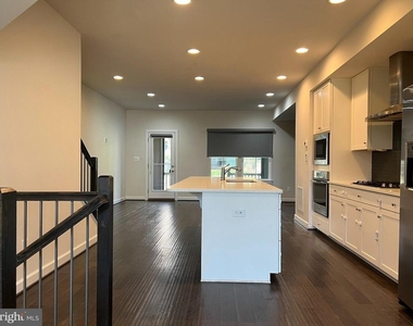 3152 Goldenwave Court - Photo Thumbnail 19