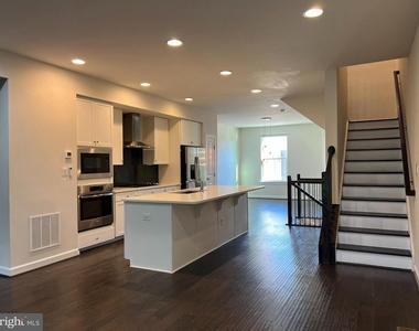 3152 Goldenwave Court - Photo Thumbnail 24