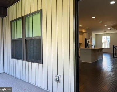 3152 Goldenwave Court - Photo Thumbnail 22