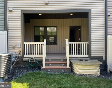 3152 Goldenwave Court - Photo Thumbnail 23