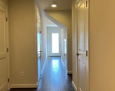 3152 Goldenwave Court - Photo Thumbnail 11