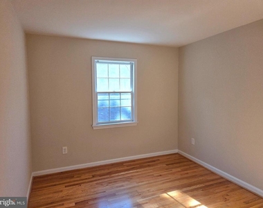 1117 Brentfield Drive - Photo Thumbnail 20
