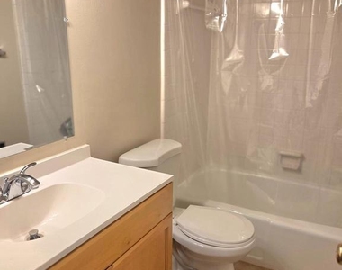 1117 Brentfield Drive - Photo Thumbnail 18