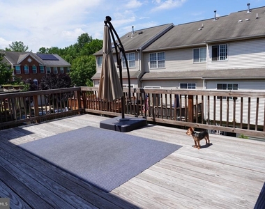 8275 Shannons Landing Way - Photo Thumbnail 13