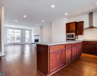 4488 Lateleaf Trail - Photo Thumbnail 3