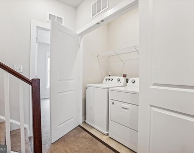 13340 Sherwood Park Lane - Photo Thumbnail 18