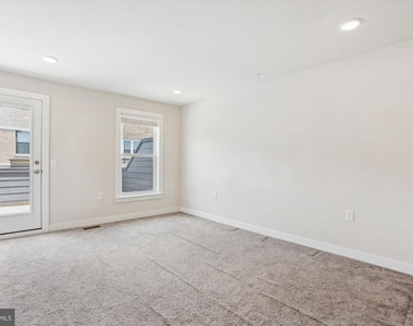13340 Sherwood Park Lane - Photo Thumbnail 24