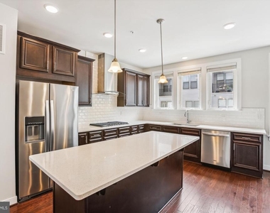 13340 Sherwood Park Lane - Photo Thumbnail 3