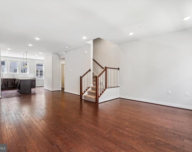 13340 Sherwood Park Lane - Photo Thumbnail 9