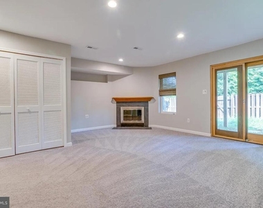13696 Wildflower Lane - Photo Thumbnail 16