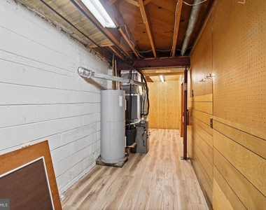 1100 Maple Avenue E - Photo Thumbnail 14