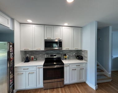 1100 Maple Avenue E - Photo Thumbnail 30