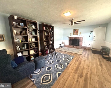 1100 Maple Avenue E - Photo Thumbnail 5