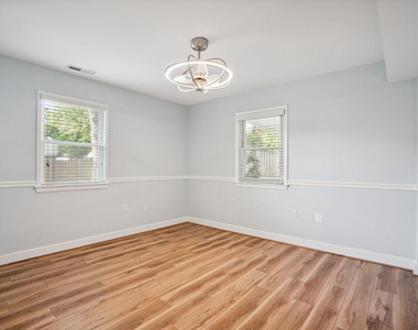 1100 Maple Avenue E - Photo Thumbnail 2