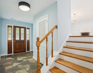 1100 Maple Avenue E - Photo Thumbnail 1
