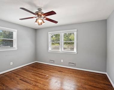 1100 Maple Avenue E - Photo Thumbnail 40