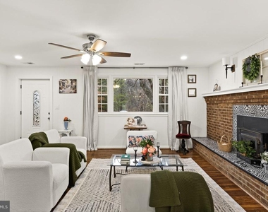 10789 Brent Town Road - Photo Thumbnail 15