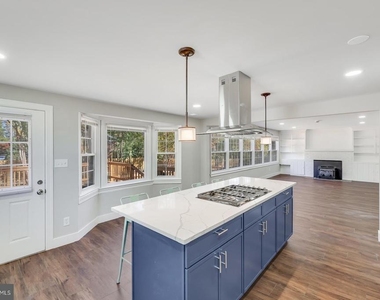 3809 Keith Avenue - Photo Thumbnail 6