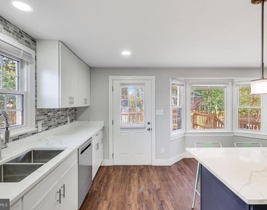 3809 Keith Avenue - Photo Thumbnail 7