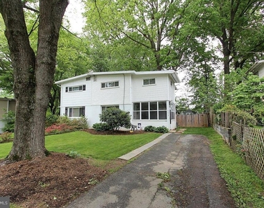 4272 Allison Circle - Photo Thumbnail 2