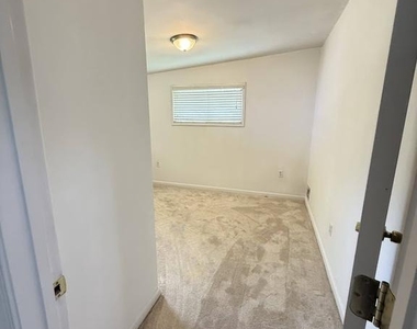 4272 Allison Circle - Photo Thumbnail 33
