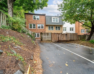3885 Chain Bridge Road - Photo Thumbnail 41