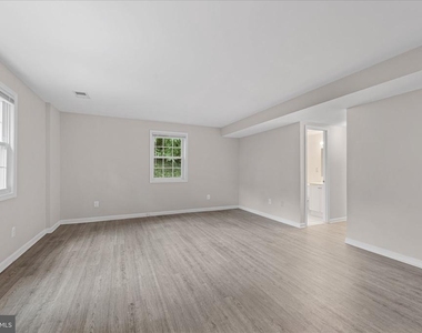3885 Chain Bridge Road - Photo Thumbnail 33
